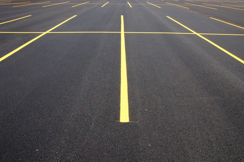Asphalt Parking Lot Sealing in Miami Dade County, FL